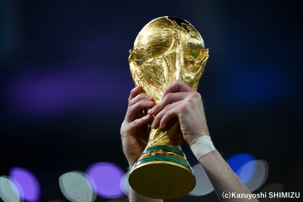 「サッカーカタールW杯直前！坪井慶介と語るワールドカップ」トークショー配信